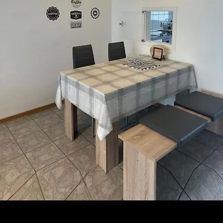 Apartament Ruhige Am Wasserschloss