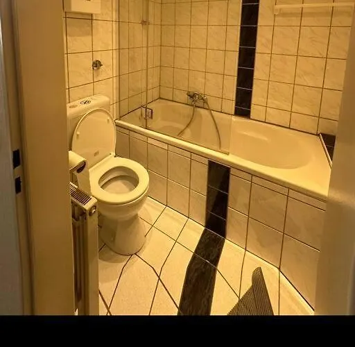 Ruhige Am Wasserschloss